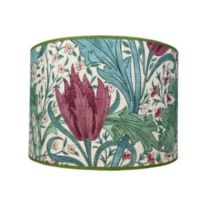 Lampenkap ‘Lent Lily’ plum/bayleaf William Morris & Co