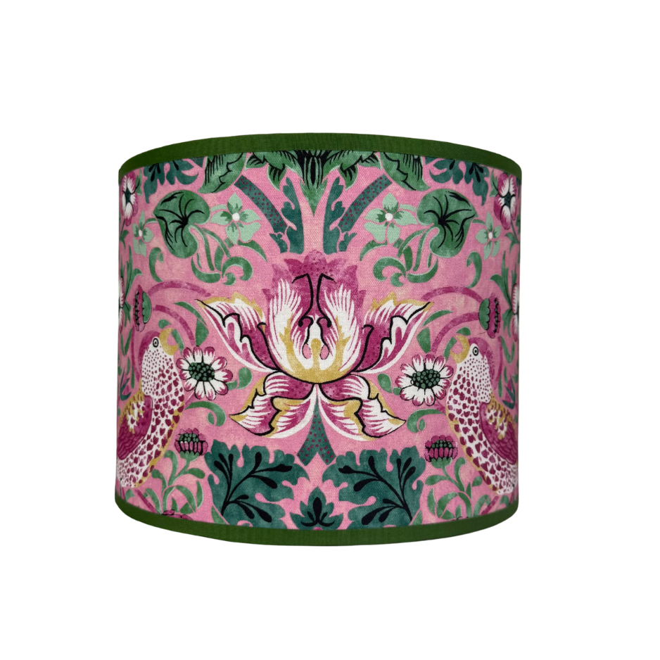 Lampenkap ‘Strawberry Thief Miami Strip’ William Morris & Co