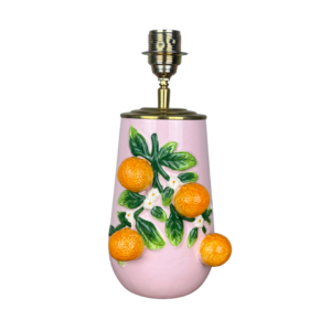 Roze lamp met sinaasappels